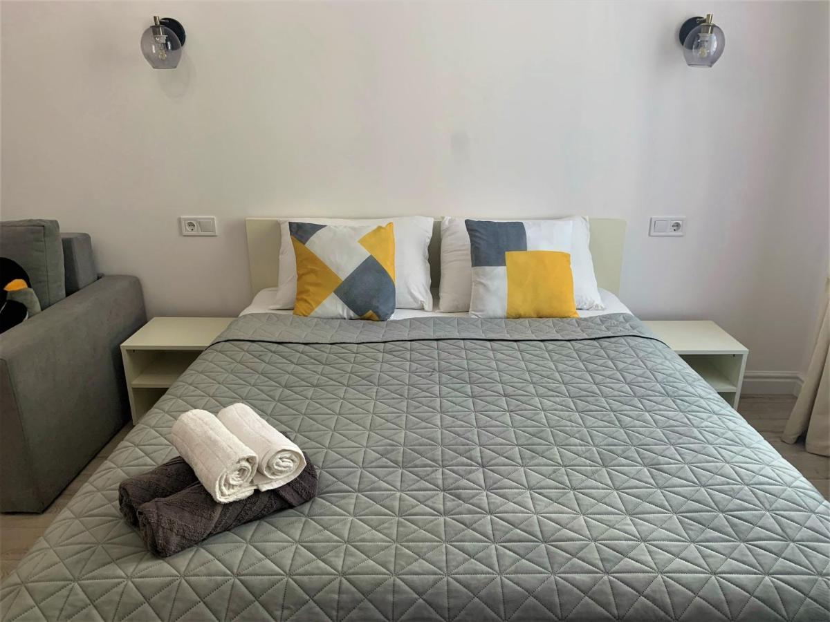 Iris Apartment On Popovich Львов Экстерьер фото
