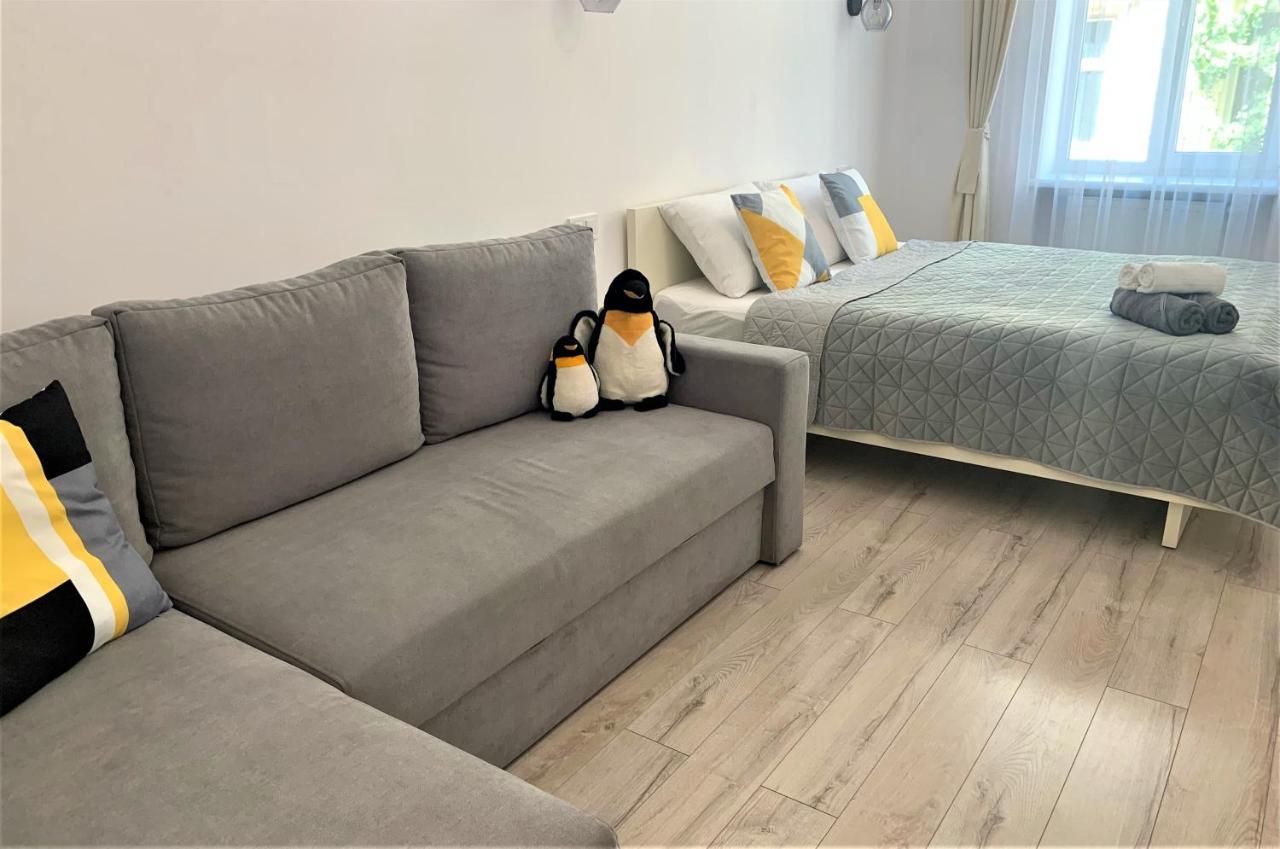 Iris Apartment On Popovich Львов Экстерьер фото